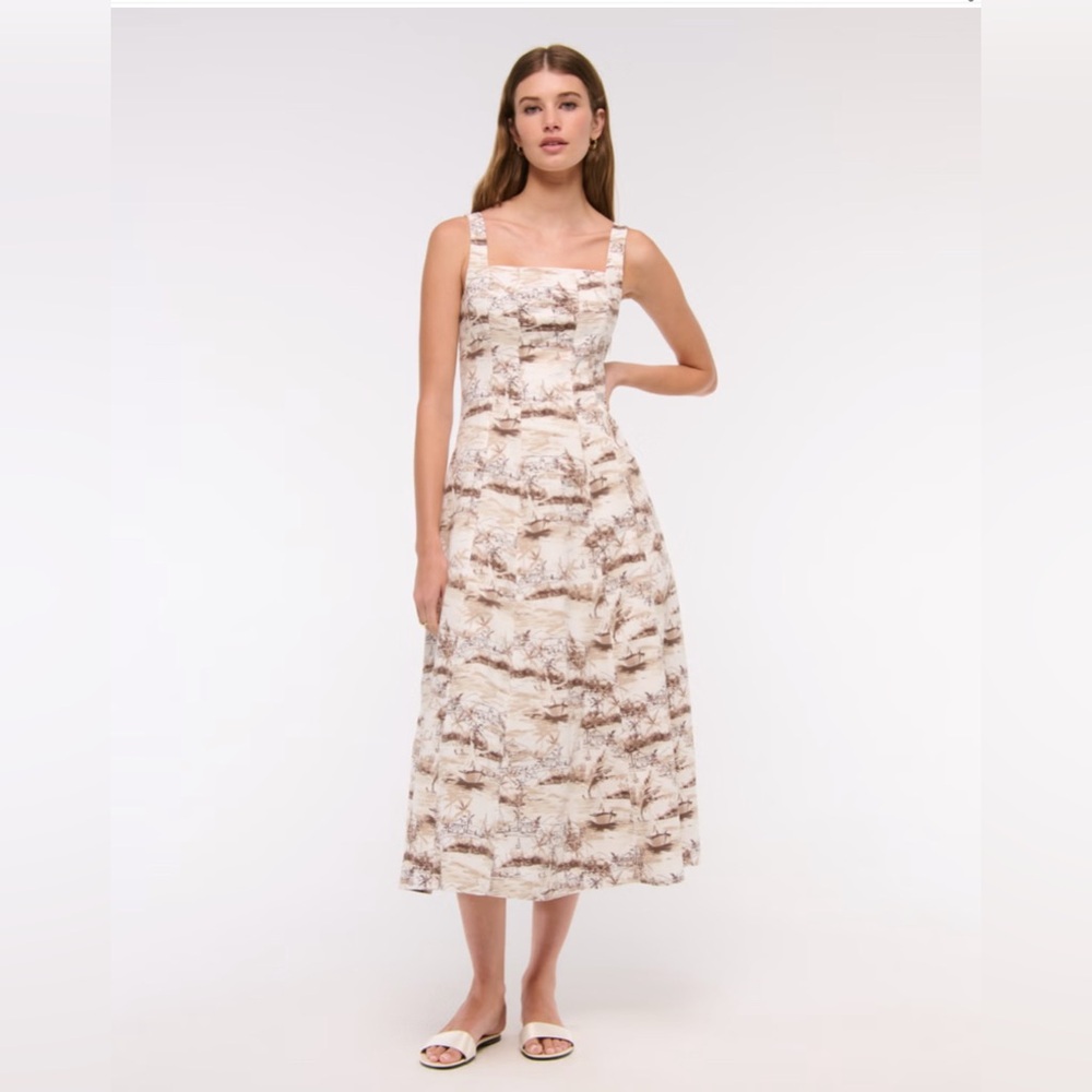 Abercrombie Mila Dress NWT Medium